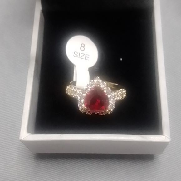 Ring - Picture 3 of 6